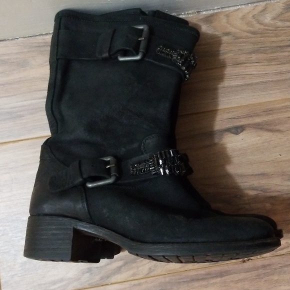 Vera Wang leather stud boots-like new - Picture 5 of 8